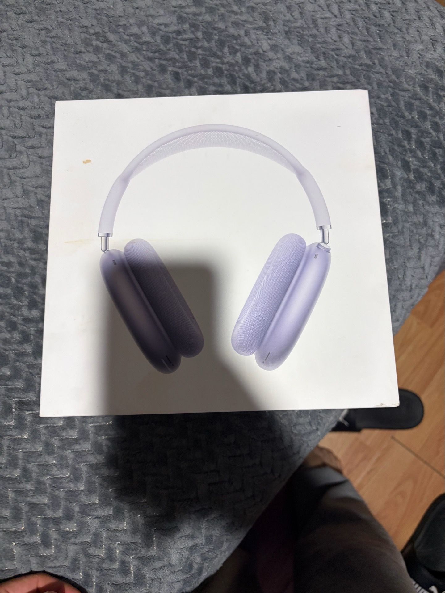 Apple headphones