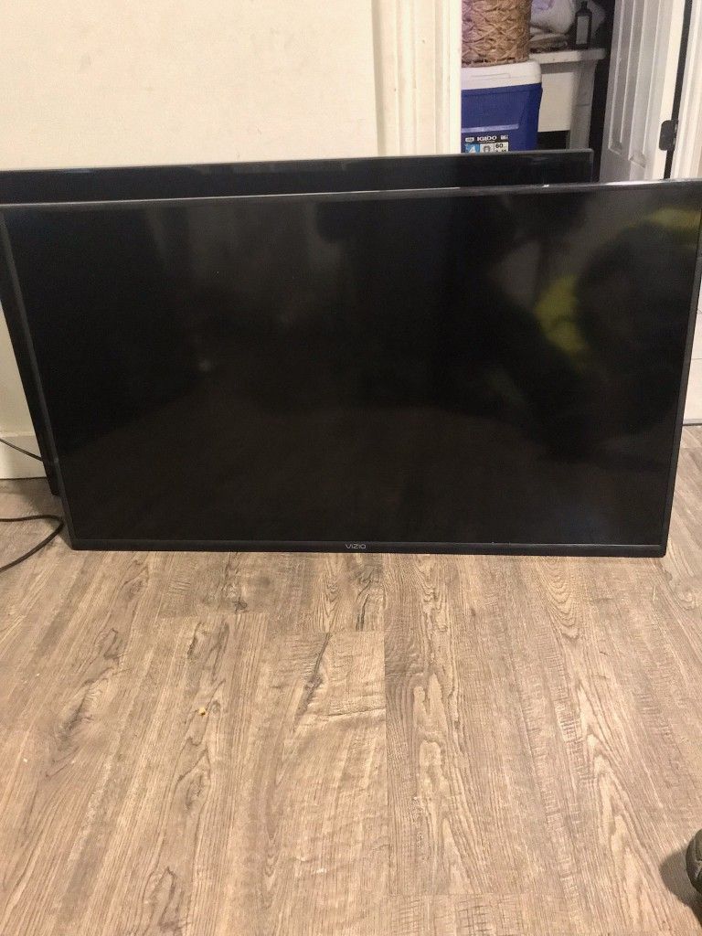 40 in. Vizio SmartCast T.V.