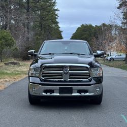 2014 DODGE RAM 1500 4X4 !!!
