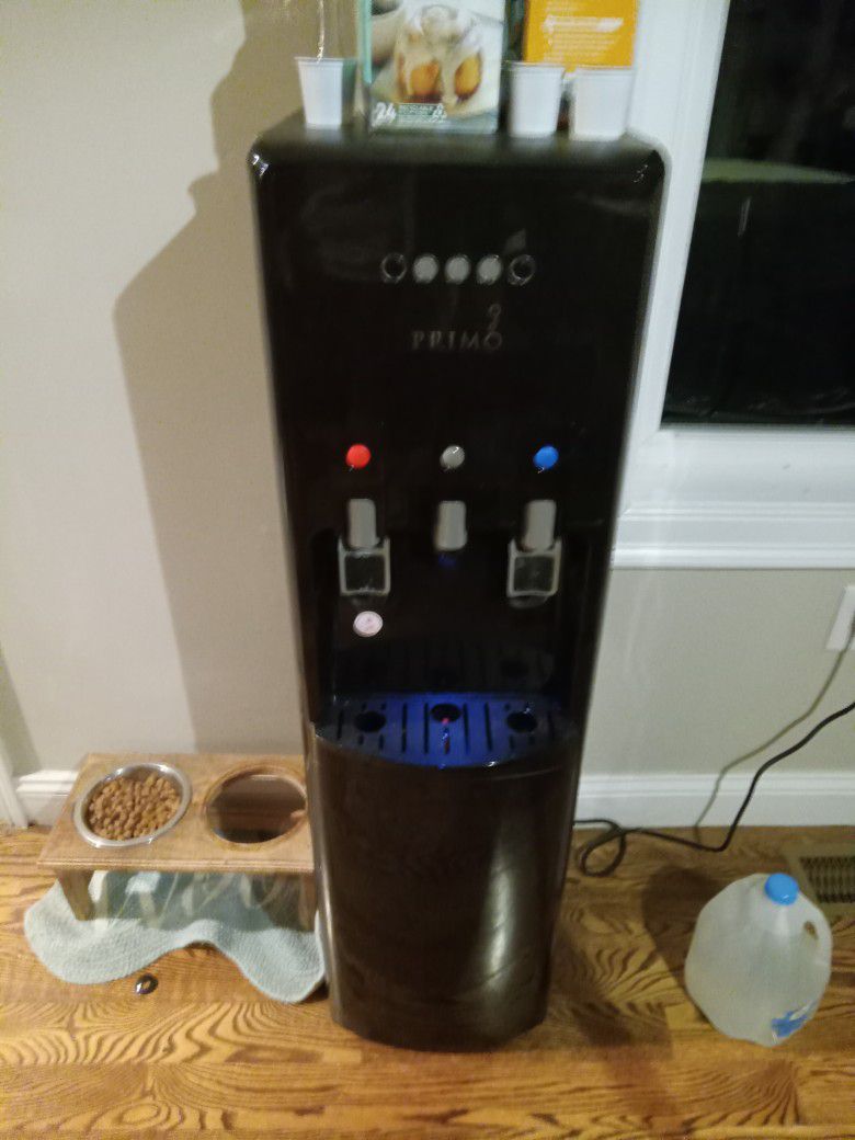 Primo Hot/Cold/Keurig Water Dispenser 