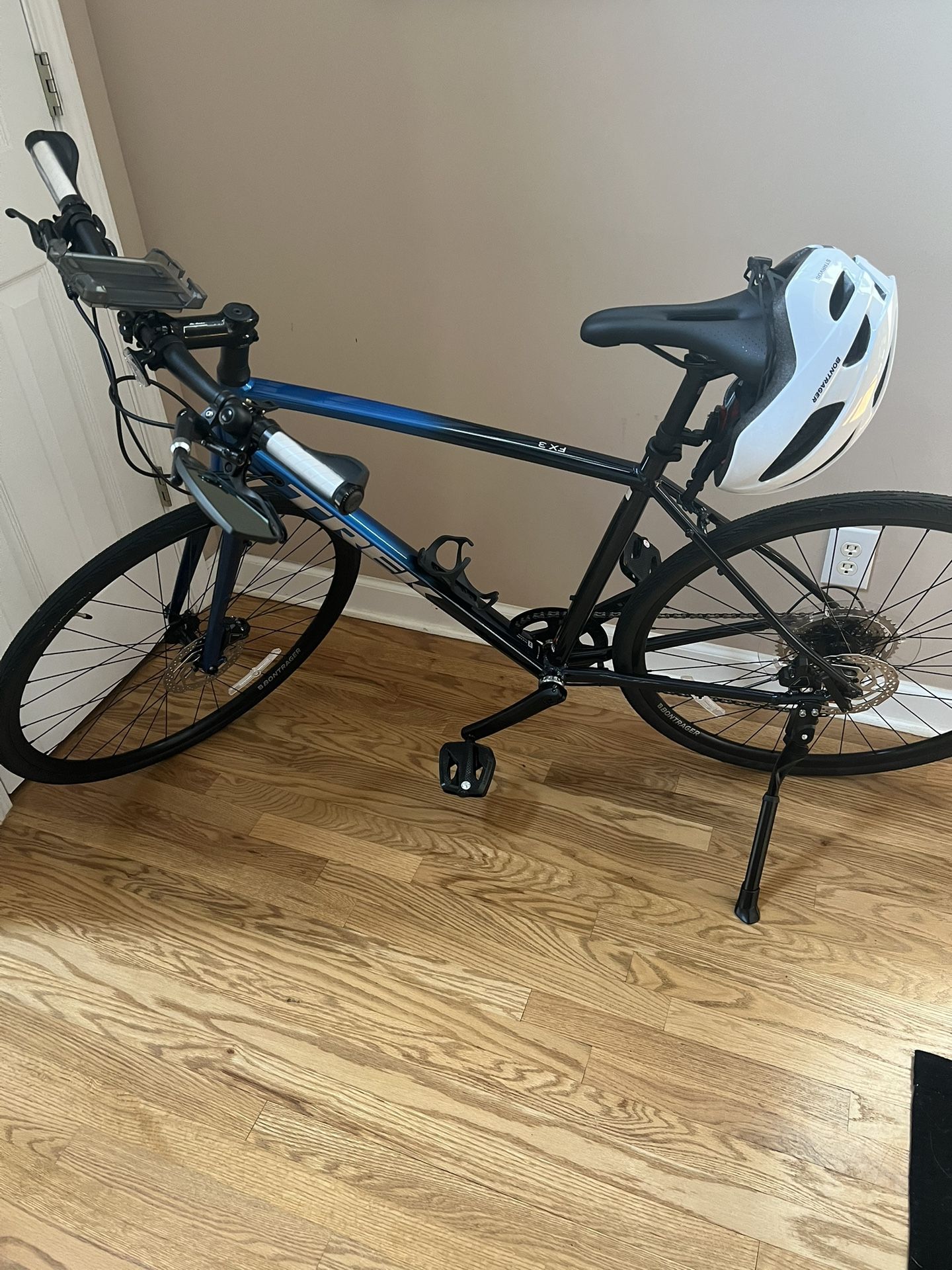 Trek FX3 Crossover
