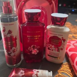 Bath & Body Works Gift Set Japanese Cherry Blossom 5 Piece Gift Set