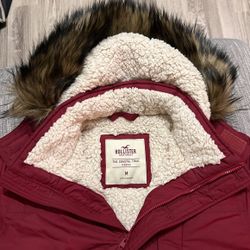 Hollister Men’s Medium Sherpa Lined Parka