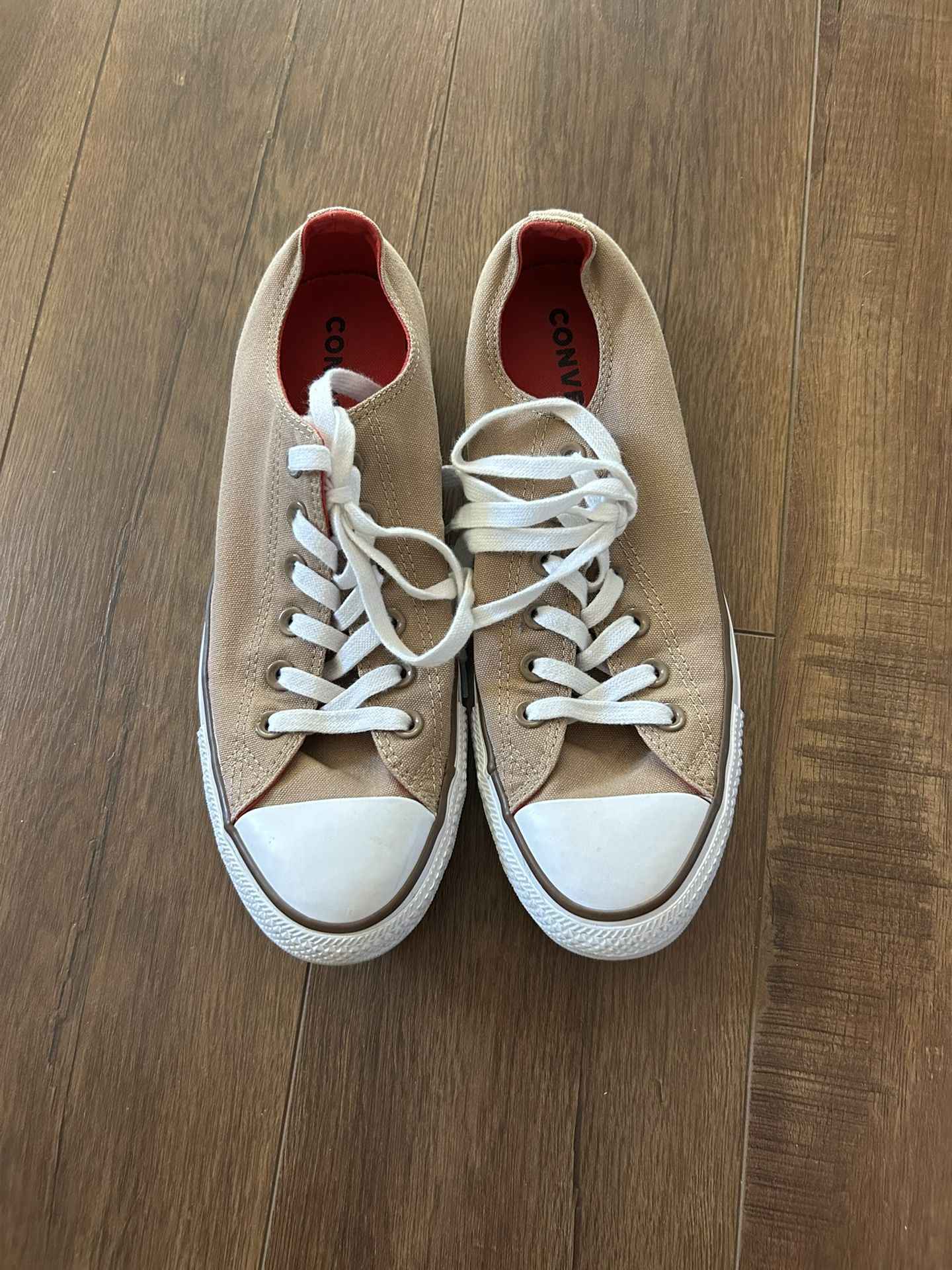 Converse Unisex Low Classic Chuck All Stars Tan