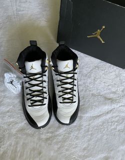 Air Jordan 12 Retro ‘Royalty Taxi’   