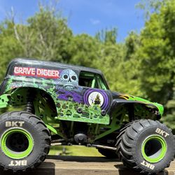 1/18 Mini LMT Grave Digger 2S 4X4 RTR Brushed Monster Truck