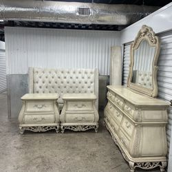 Distressed Pulaski Dresser Set With Queen Size Velvet Tufted Bedframe 