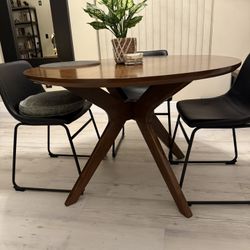 Round table - 4 Person