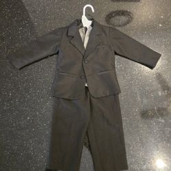 Size 2 T Toddler Boy 3 Piece Suit Holidays Christmas Nice Black Dress Pants Slacks Blazer Gray Vest