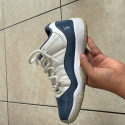 Jordan 11 Low Size 5