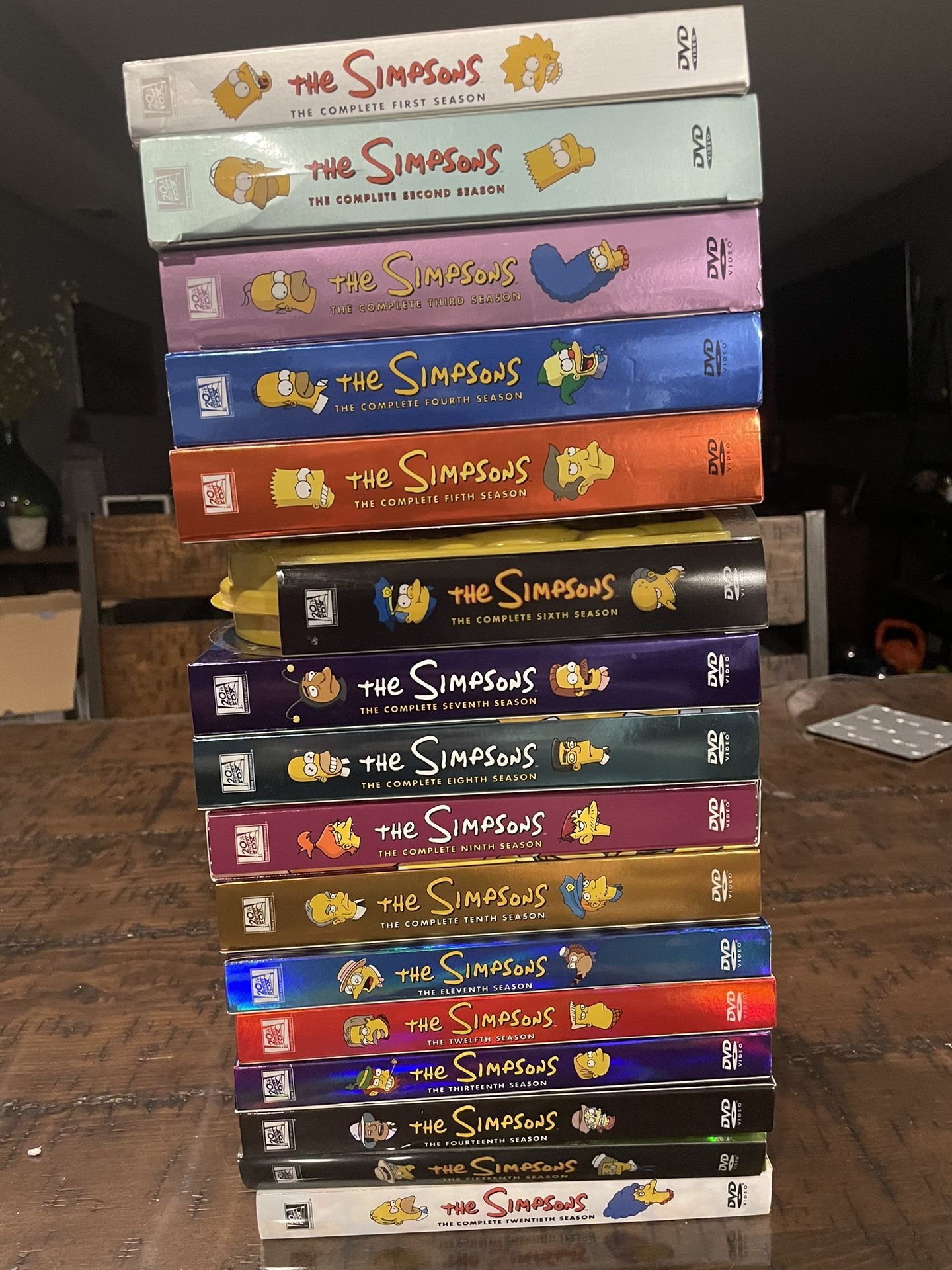 The Simpsons / Family Guys DVD Sets