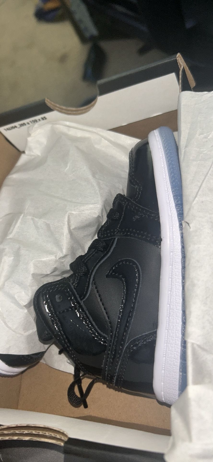 Jordan 1 Mid