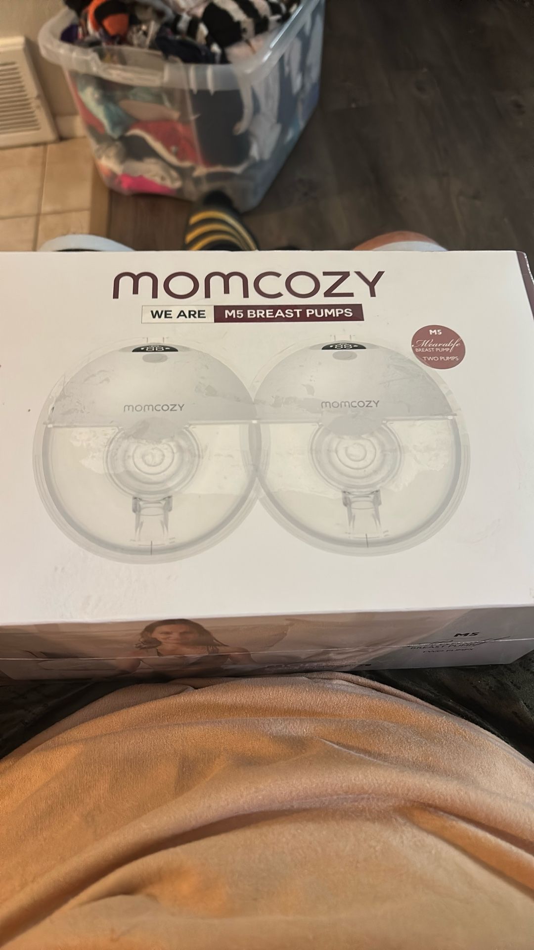 Momcozy M5 Double Breast Pump Brand New