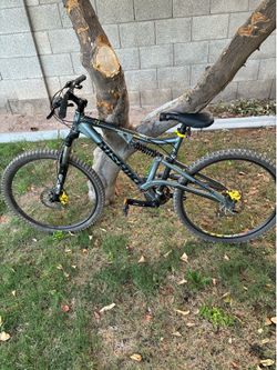 Nishiki Mountain Bike 26” Medium