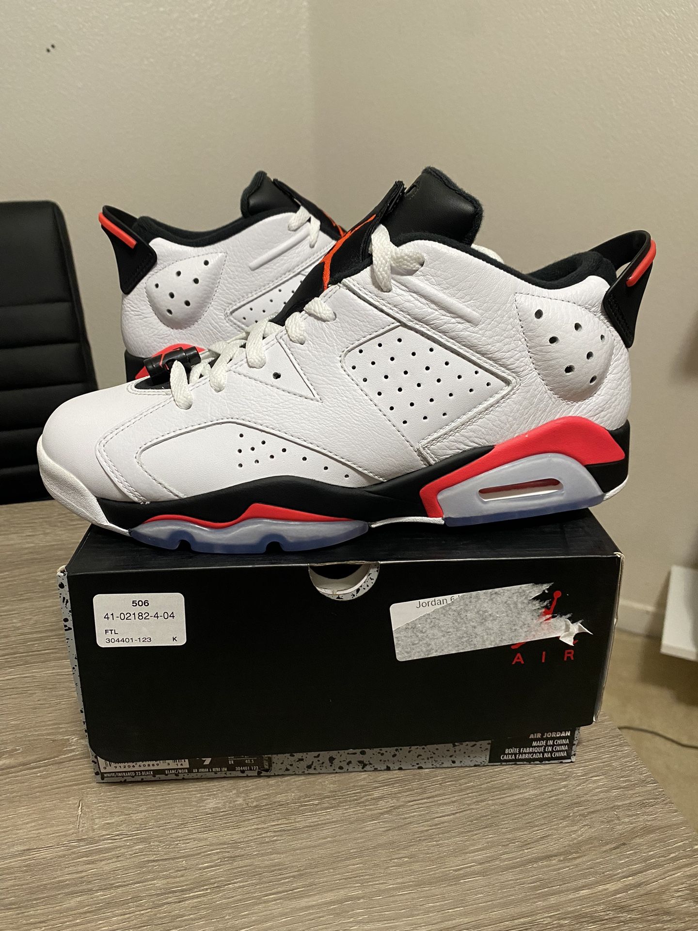 Size 9 - Air Jordan 6 Low Infrared 2015 White Black Red Leather Tumbled