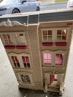 Fisher Price Dollhouse