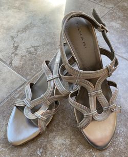 Tahari strappy sandals, Ladies size 7 1/2