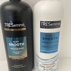TreSemme Silky Smooth Shampoo & Conditioner Bundle