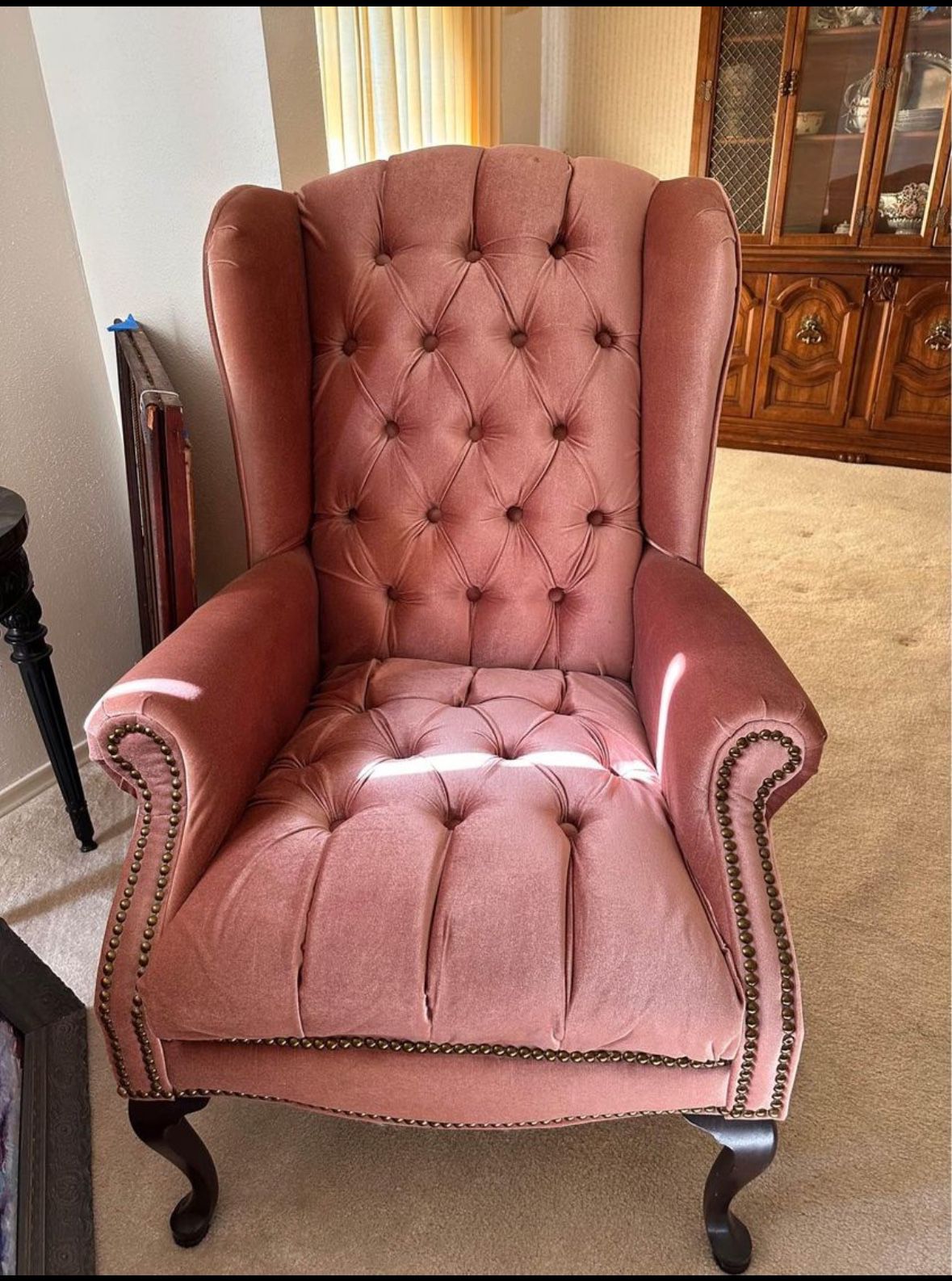 Vintage Blush Pink Tuftedt Sitting Accent Chair