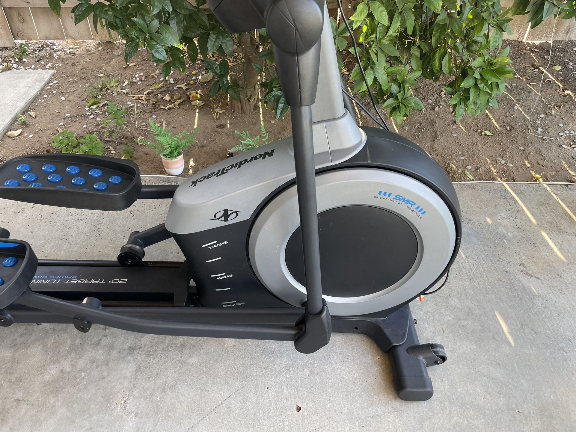 NordicTrack 20 Degree Target Toning power RAMP Elliptical for Sale in