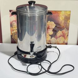 VINTAGE MIRRO-MATIC 35 CUP ELECTRIC PERCOLATOR M-0126 w/BOX Made in USA
