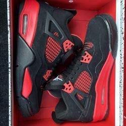 Jordan 4 Retro “red Thunder” Size 6.5Y