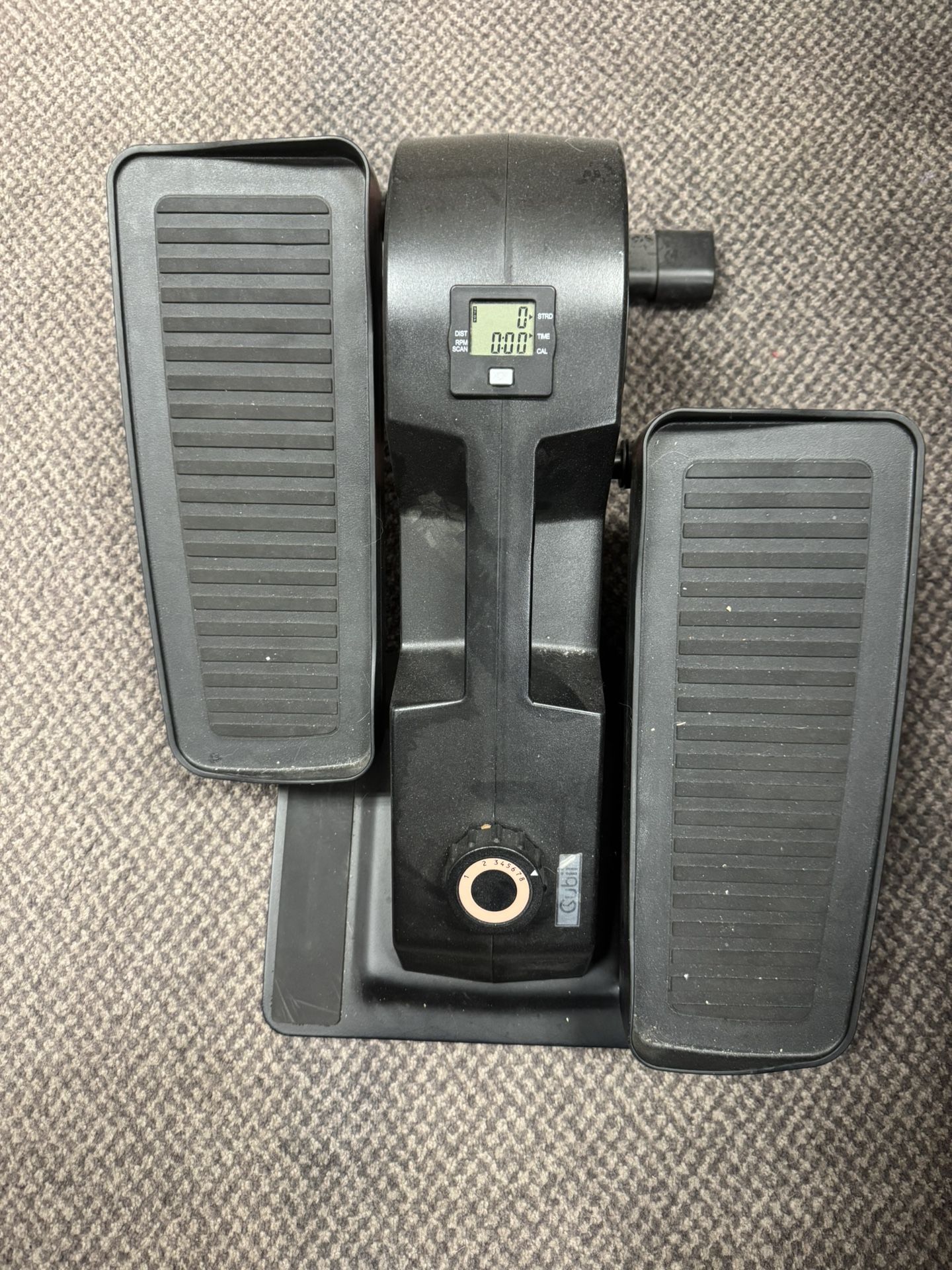 Cubii Desk Under desk Elliptical