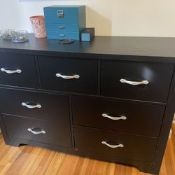 Black Dresser Drawers 