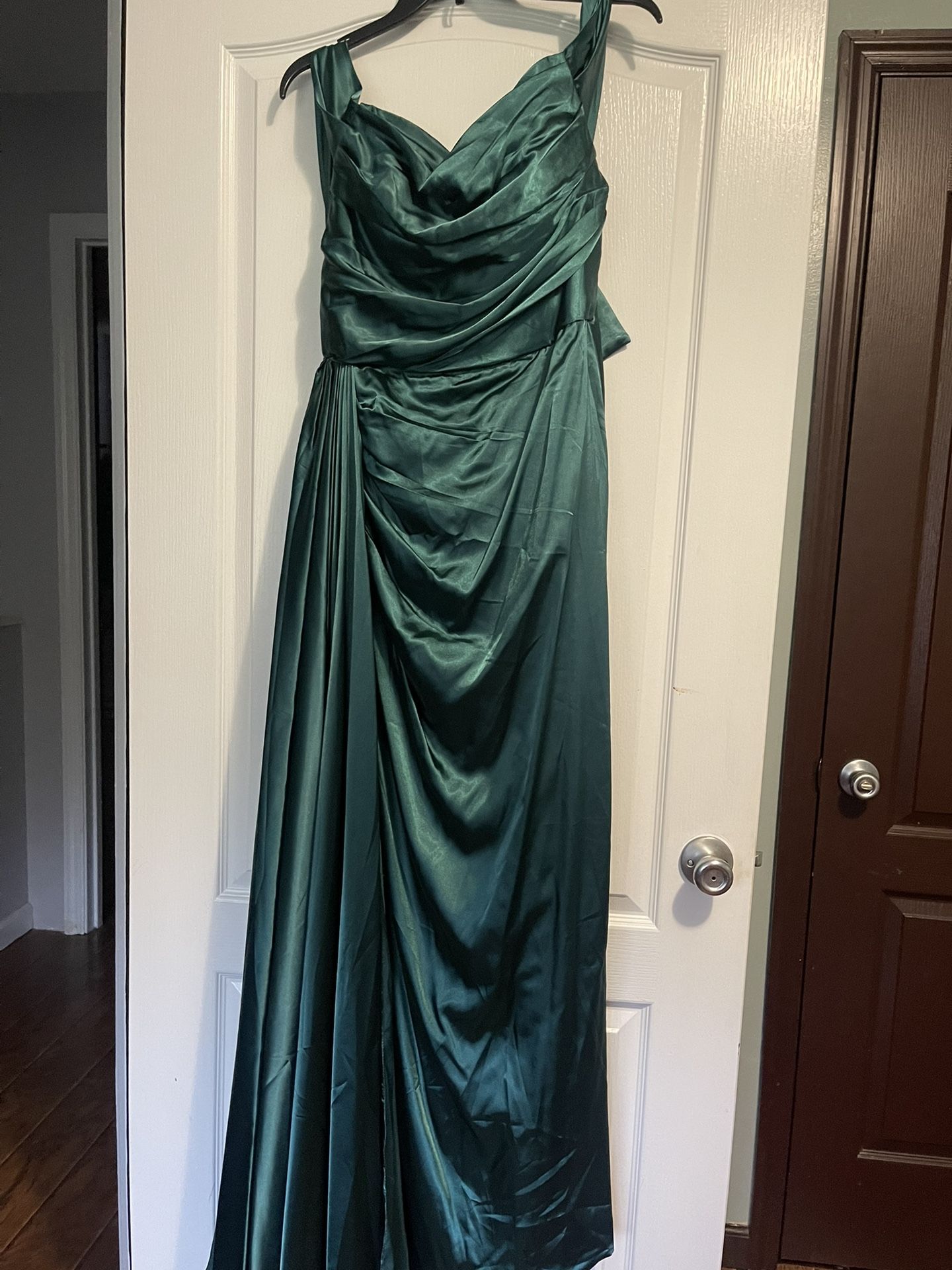 Long Satin Mermaid Formal off shoulder Dress with long Train 