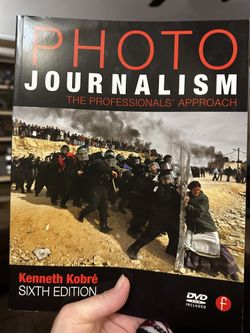Photojournalism: The Professionals' Approach