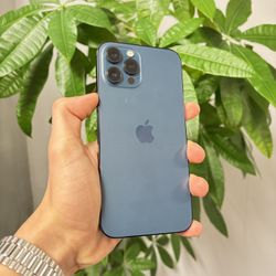 iPhone 12 Pro Max - Unlocked - 128GB - No Zoom Out Camera