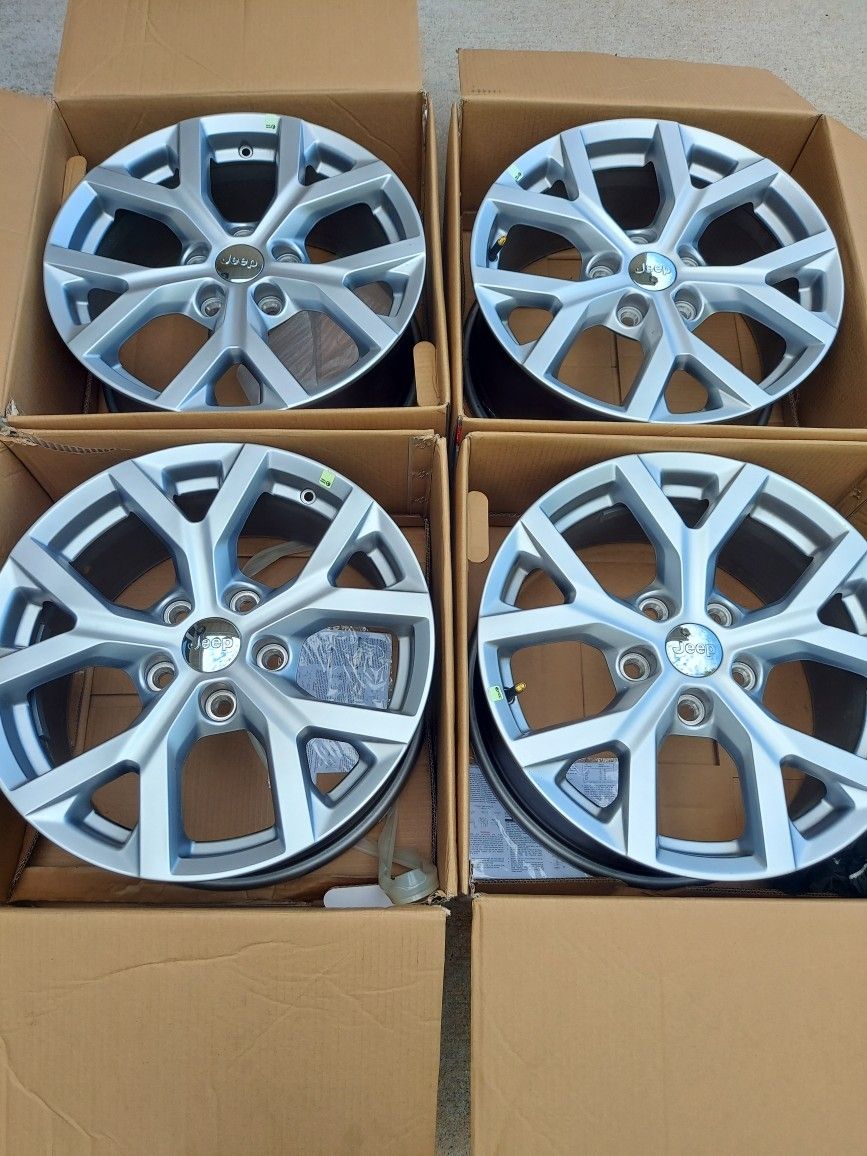 RIMS, 18" JEEP GRAND CHEROKEE 2023 BOLT PATTERN 5X127