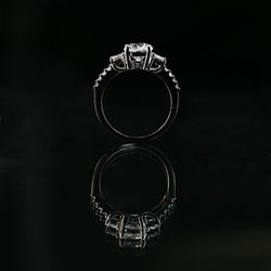 1.5 Ct Round Center (4mm Sides) Simulated Diamond-diamond Veneer® Three (3) Stones Engagement & Simulated Diamond Sterling Silver Ring. 635R71902