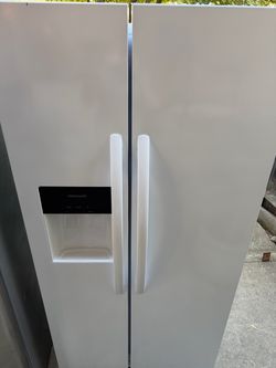 Brand new lightly used refrigerator delivered and installed
