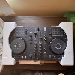 DDJ FLX 4