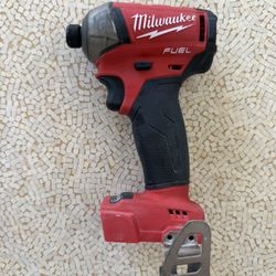 Milwaukee Fuel Surge Impact 2760-20 Tool Only