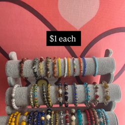 Bracelets 