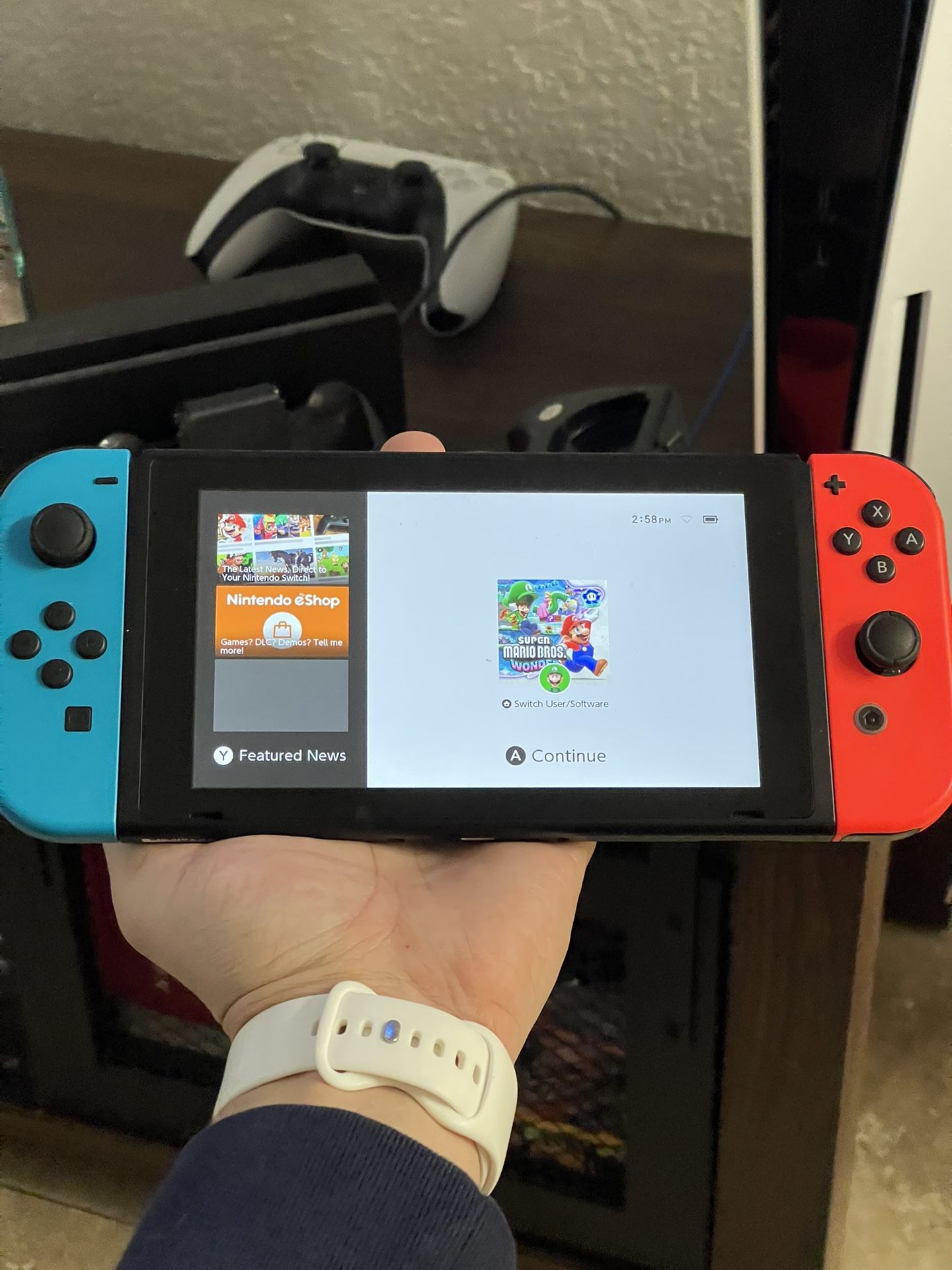 Nintendo Switch Console