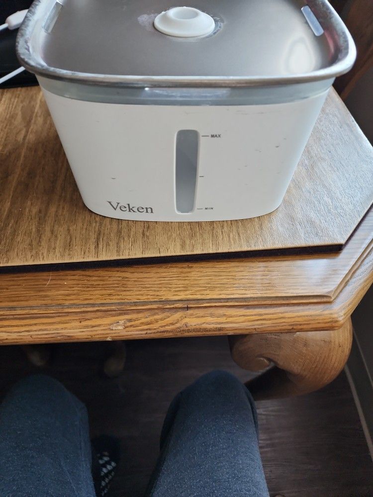 Pet Water Fountain, Water Bowl For Cat Or Dog
