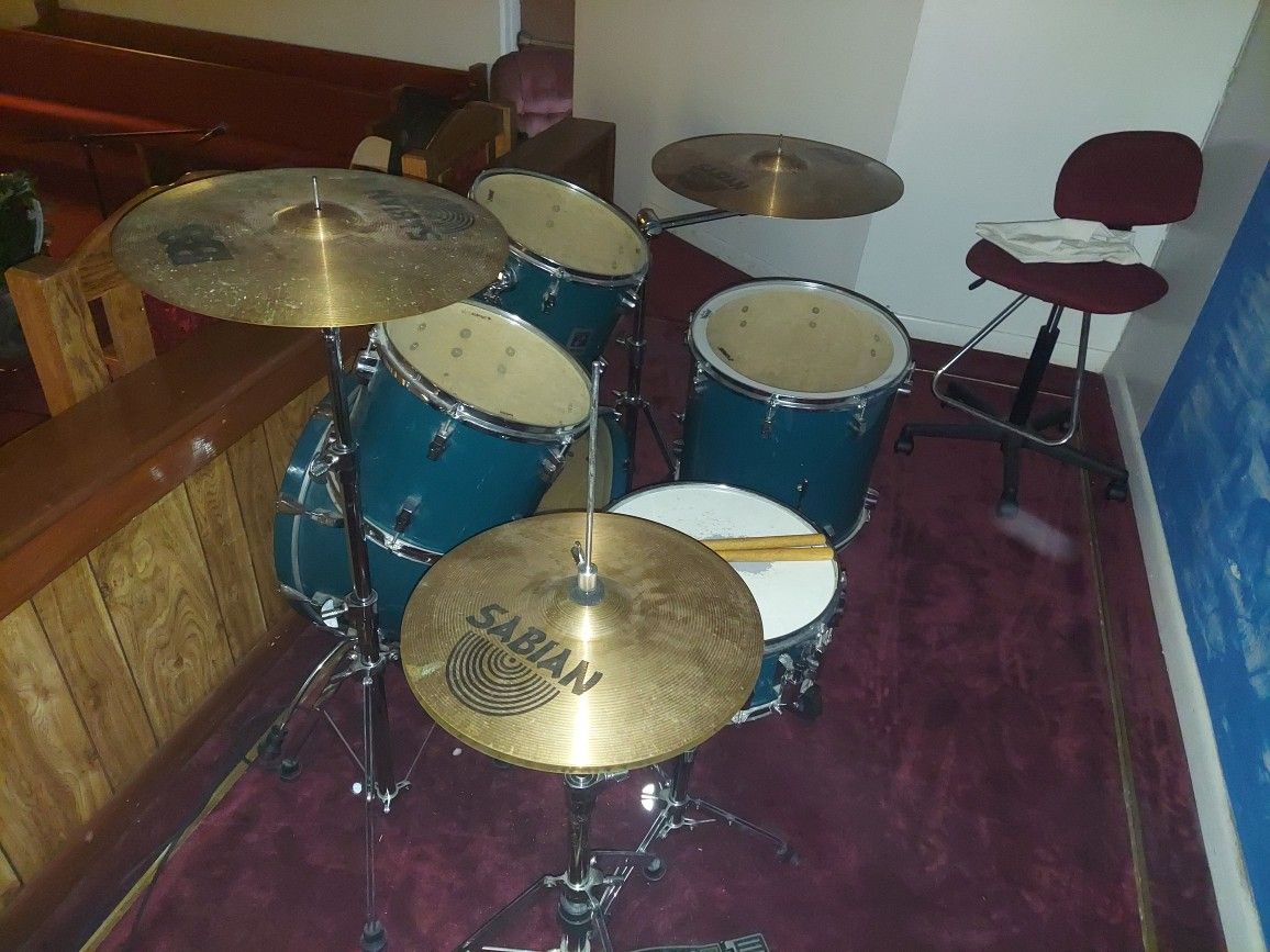 Sonor Drum Set Complete Set