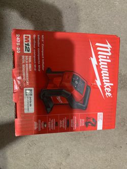 Milwaukee m12  Compact Inflator