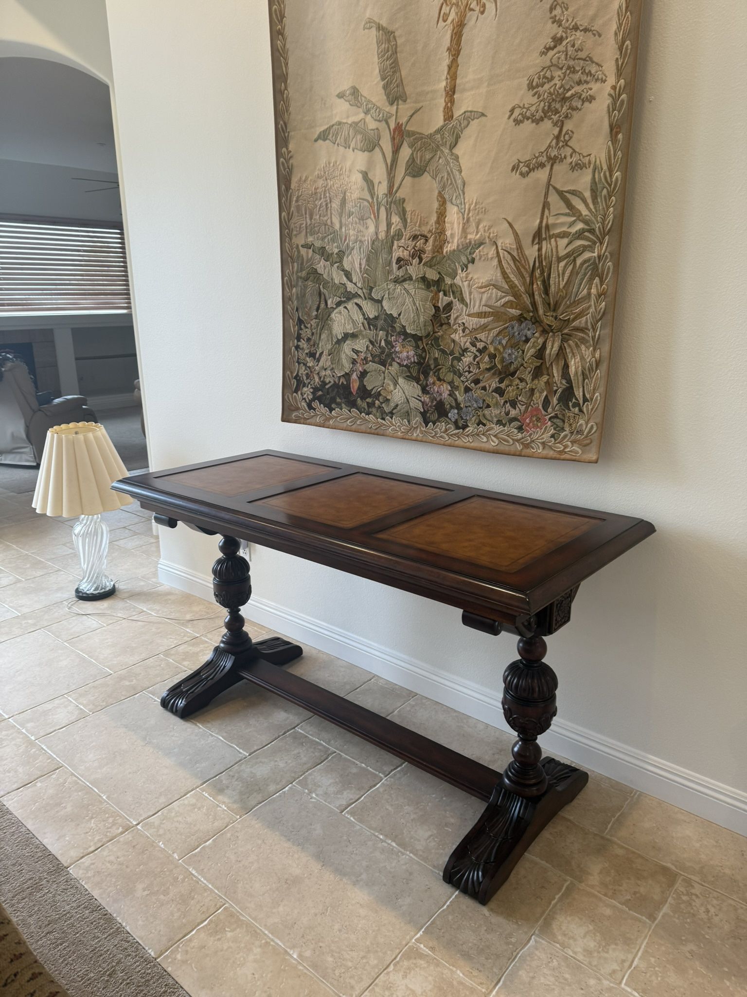 20th Century Antique Table w carved legs - beautiful 