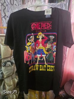 One Piece Straw Hat Crew Graphic T-Shirt Medium