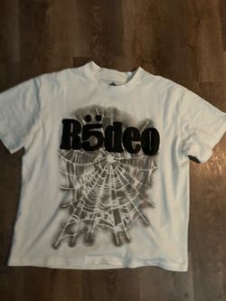 R5deo shirt white and black