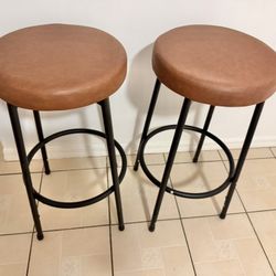 New Out Of Box Pair Of Barstools 