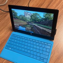 Microsoft Surface Pro  Corei5-3317u 1.7ghz 4gh Ram 128gb Ssd Win 10pro