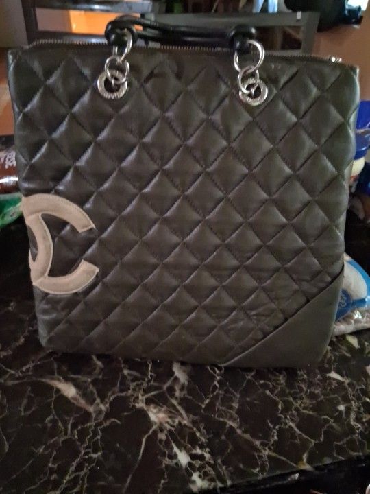 Designer Handbag CHANEL PARIS CLASSIC 