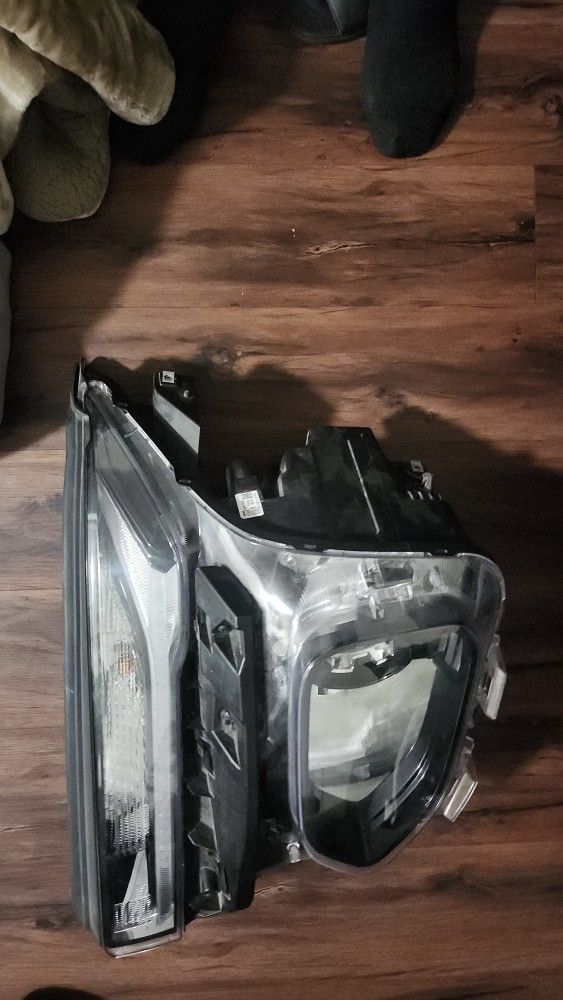 chevy trailblazer left headlight HALOGEN 2021 2022 2023