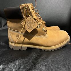 Timberland Size 8.5 W