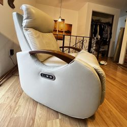 ✨Luxury BarcaLounger Power Recliner – Mint Leather – USB & Power Headrest✨